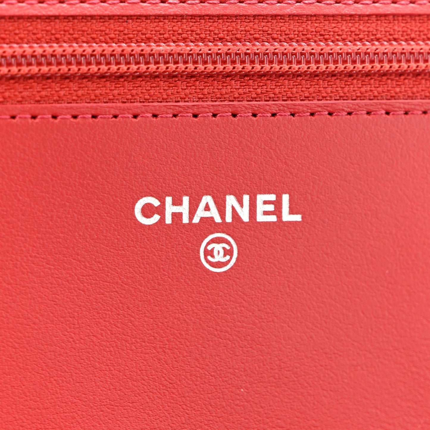 Caviar Quilted Boy Wallet On Chain WOC Red