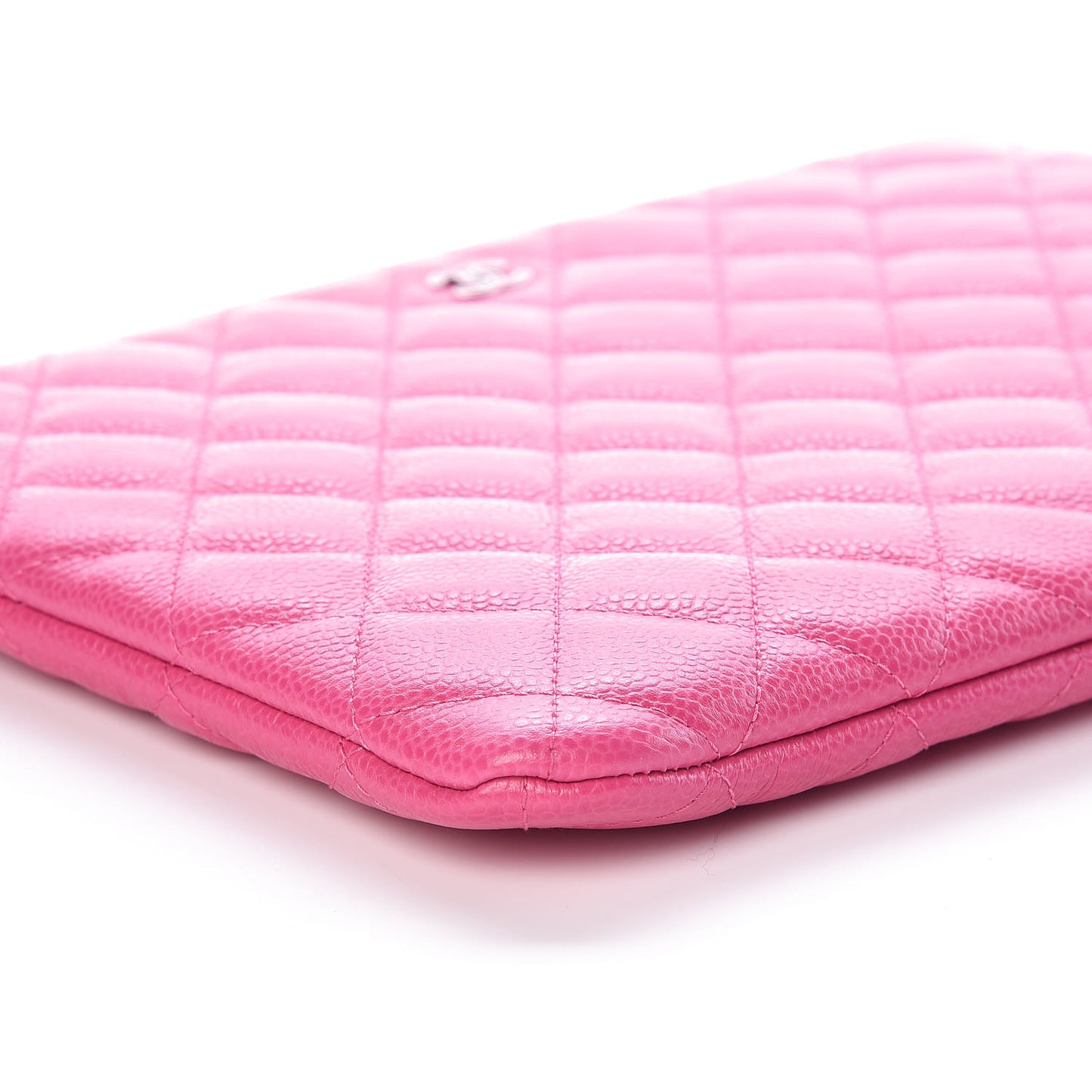 Caviar Quilted Medium Cosmetic Case Pink