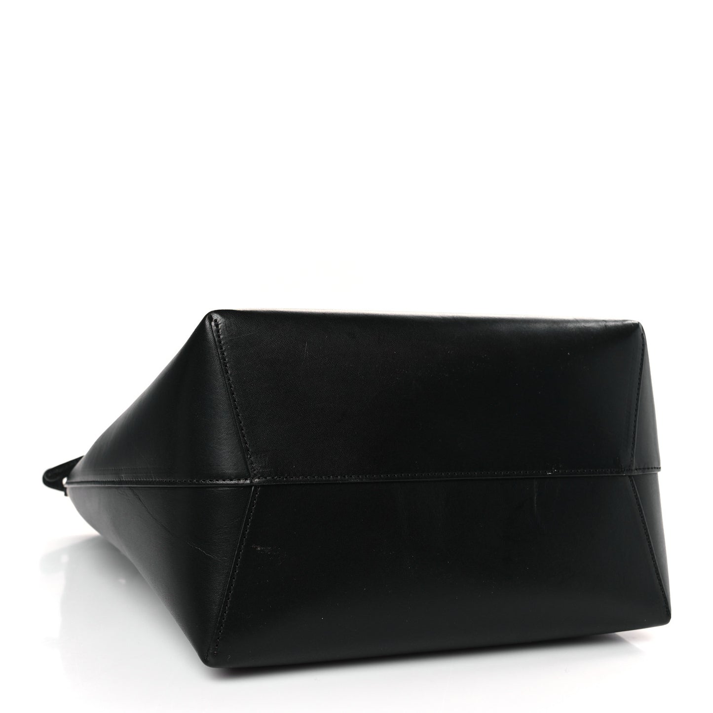 Vegetable Tanned Calfskin Bucket Bag Black Flamma