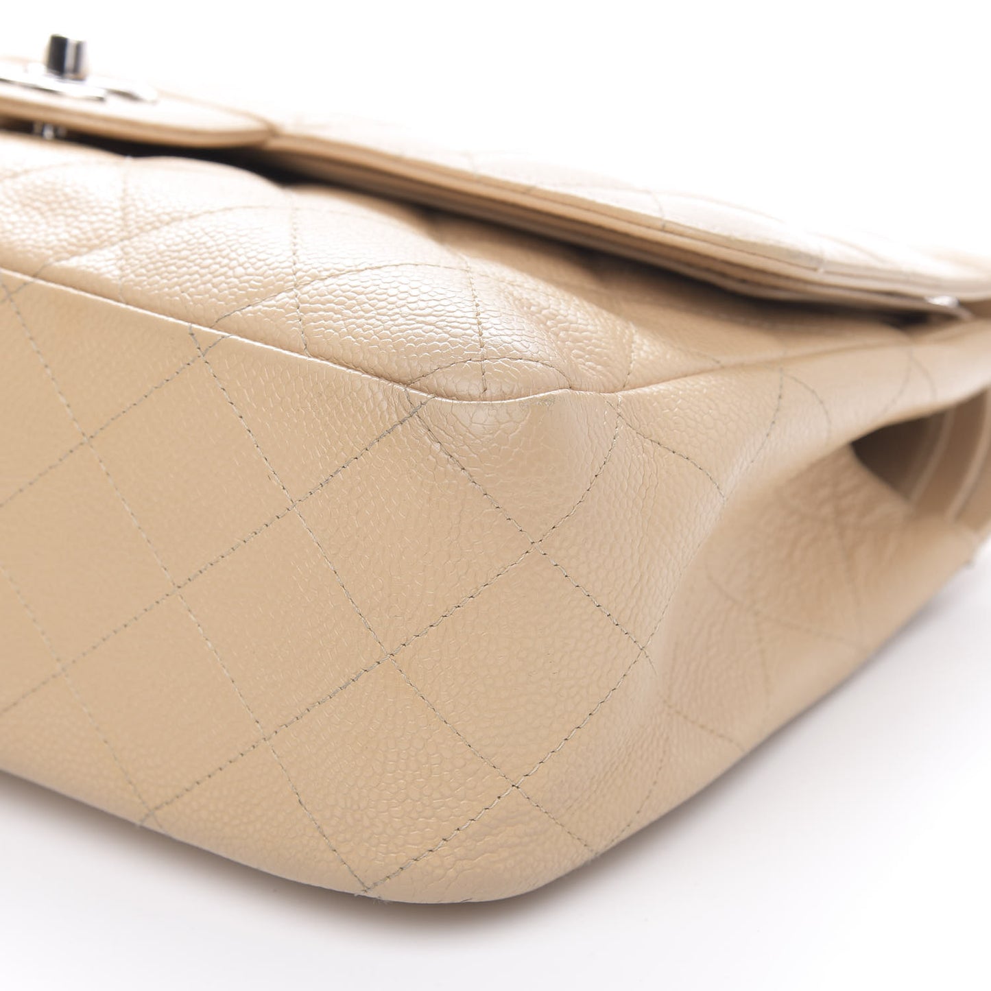 Caviar Quilted Jumbo Double Flap Beige Clair