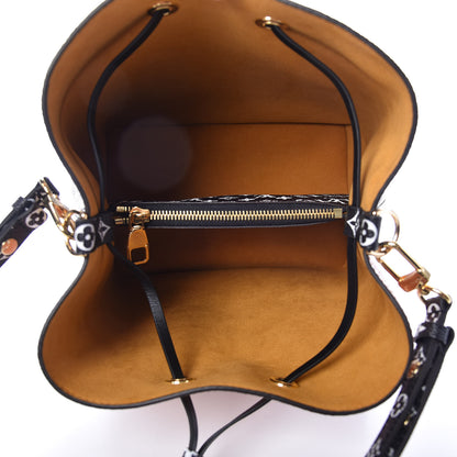 Louis Vuitton Monogram Giant Jungle NéoNoé Caramel 5 of 8