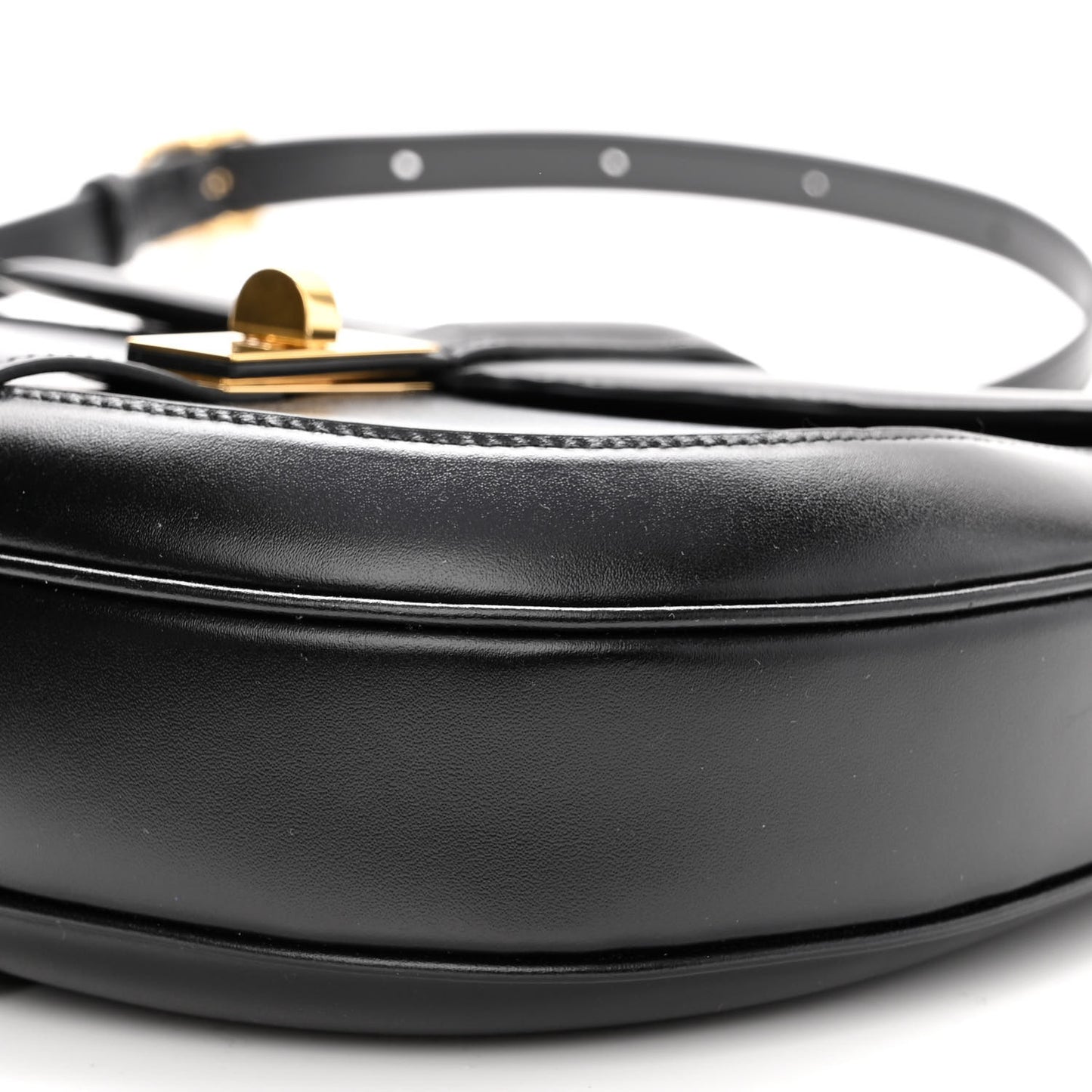 Satinated Calfskin Besace 16 Black