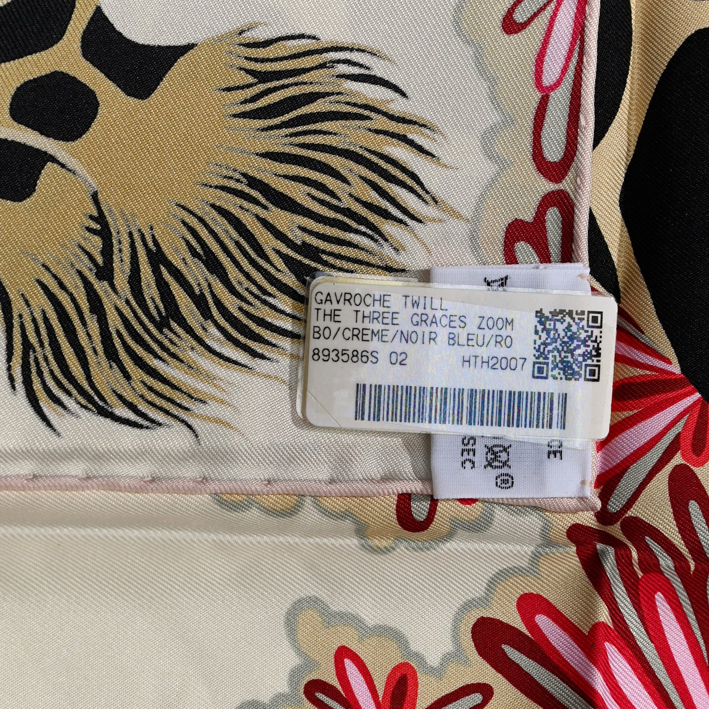 Silk The Three Graces Zoom Scarf 45 Creme Black Bleu Rogue