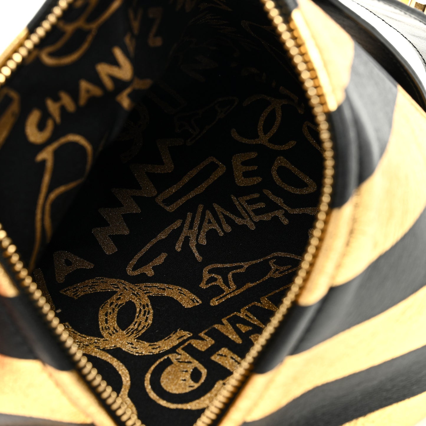 Metallic Lambskin CC Kheops Pyramid Bag Gold Black