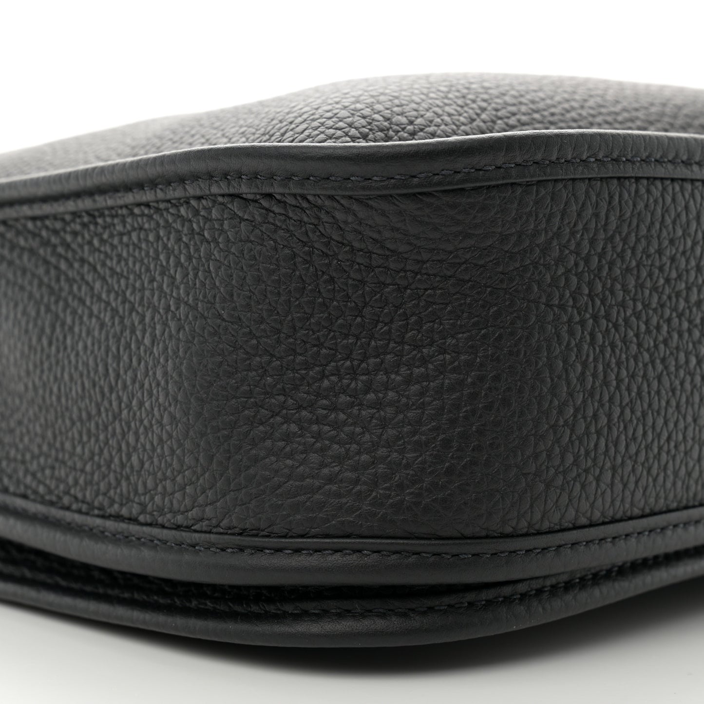 Taurillon Clemence Evelyne III PM Black