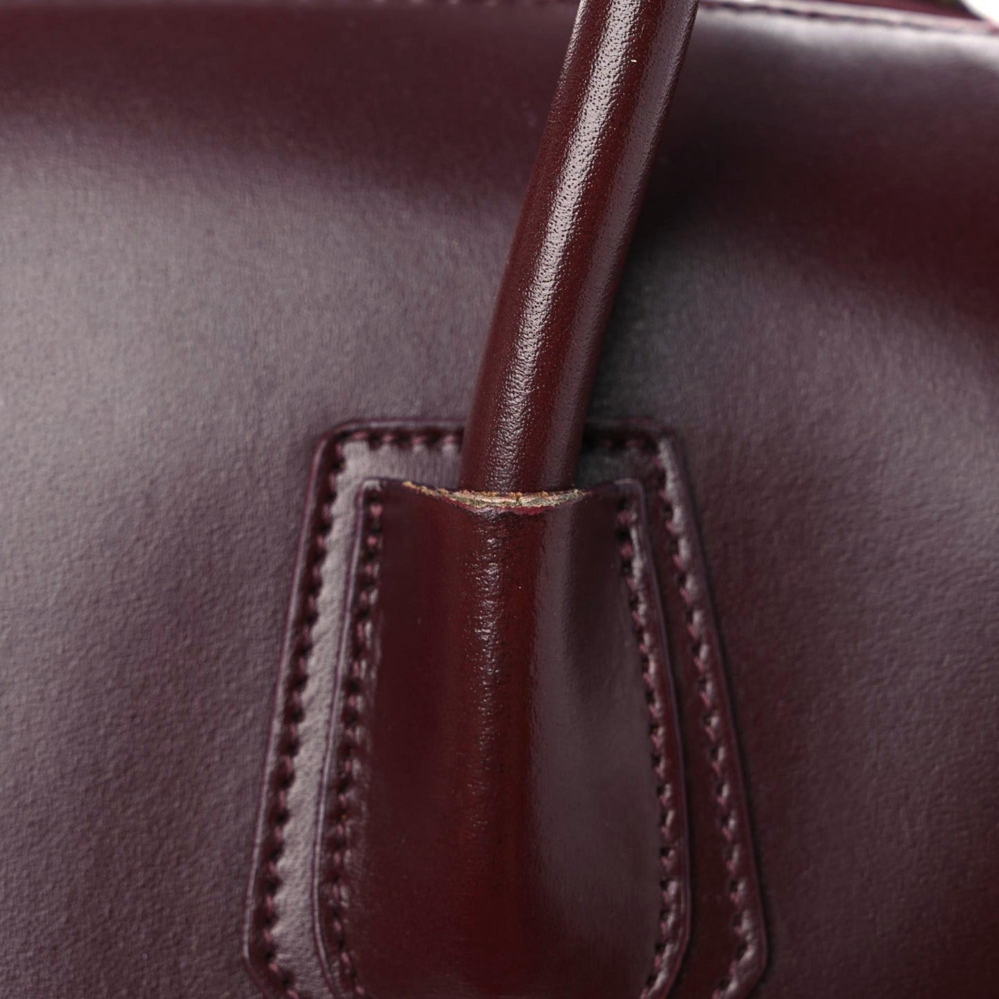 Shiny Lord Calfskin Medium Antigona Burgundy