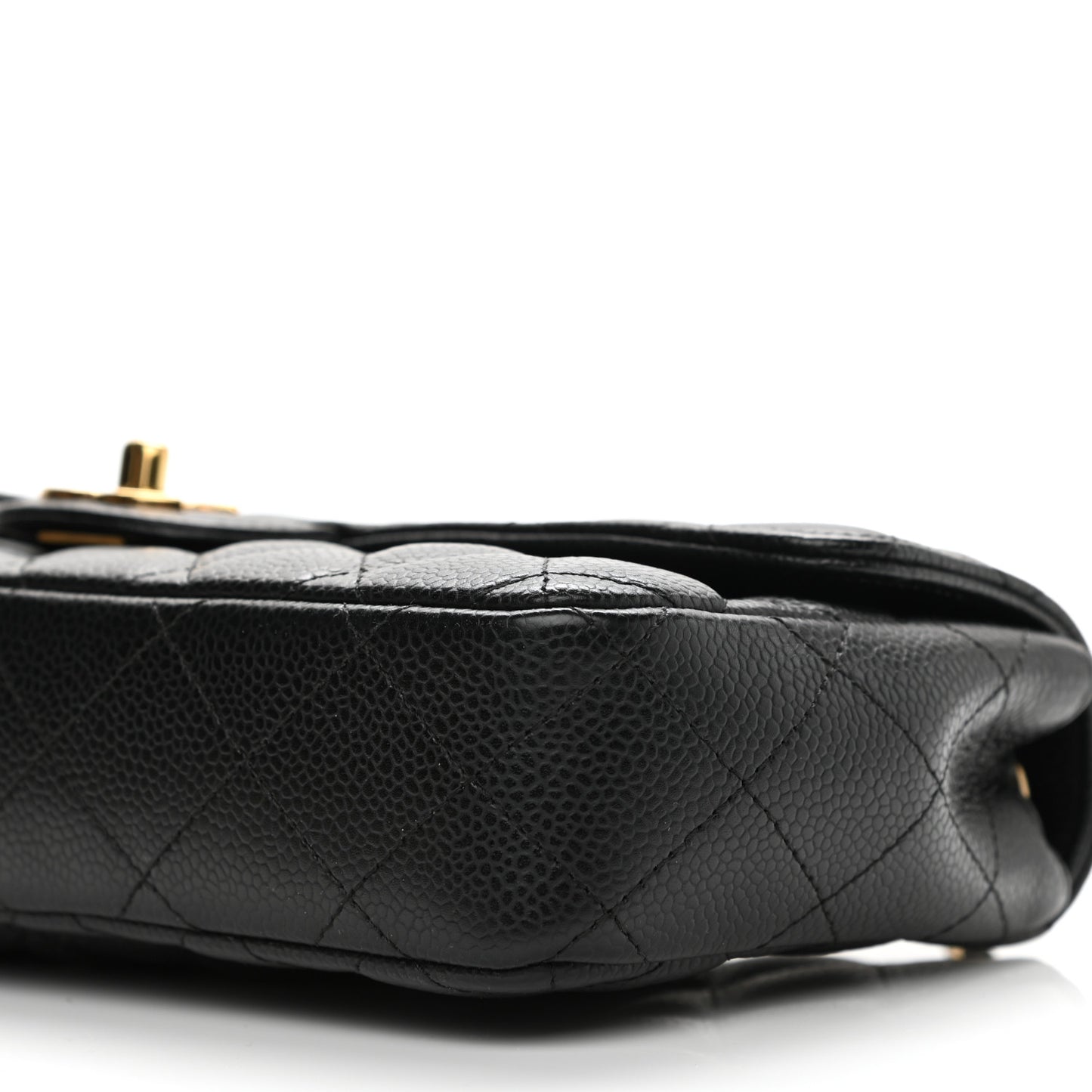Caviar Quilted East West Flap Black