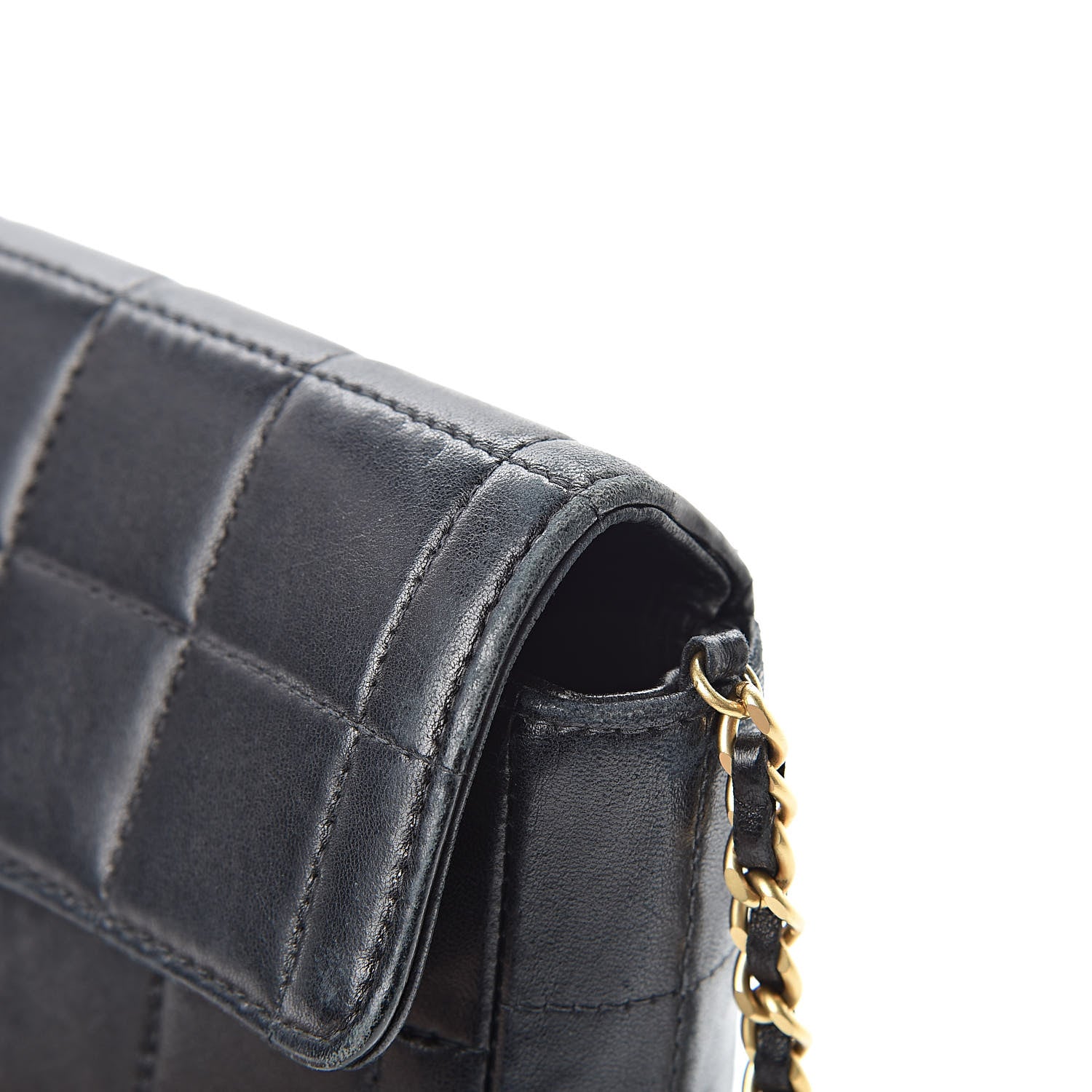 Chanel Lambskin East West Chocolate Bar Flap Black 16 of 17