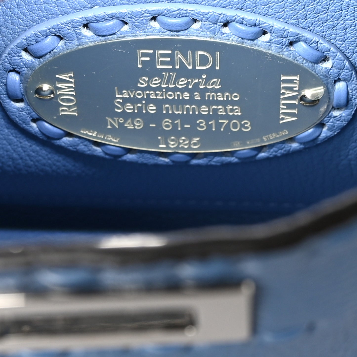 Cuoio Romano Selleria Macro Stitchings Mini Peekaboo Iconic Satchel Placca Argento Blue