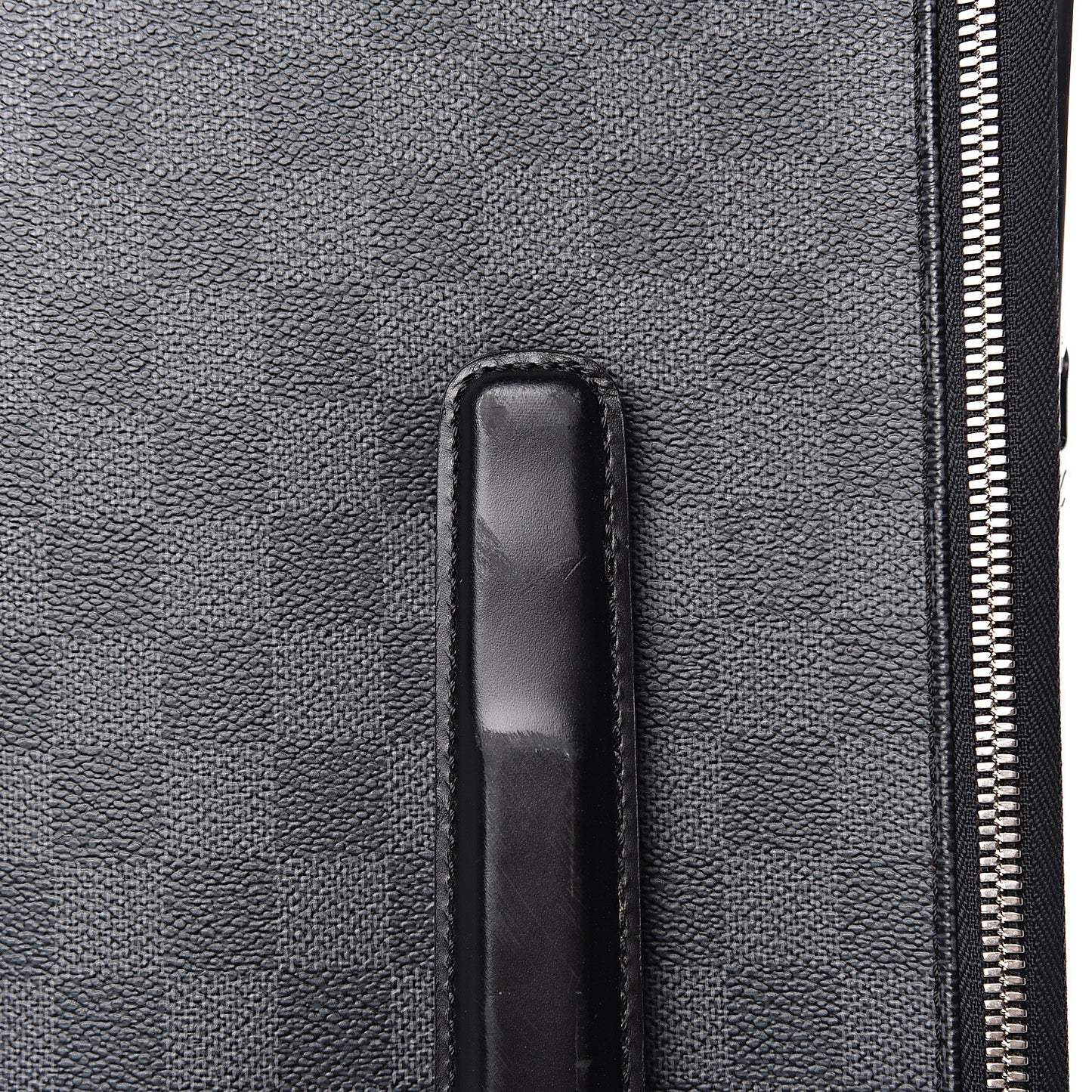 Damier Graphite Pegase 55