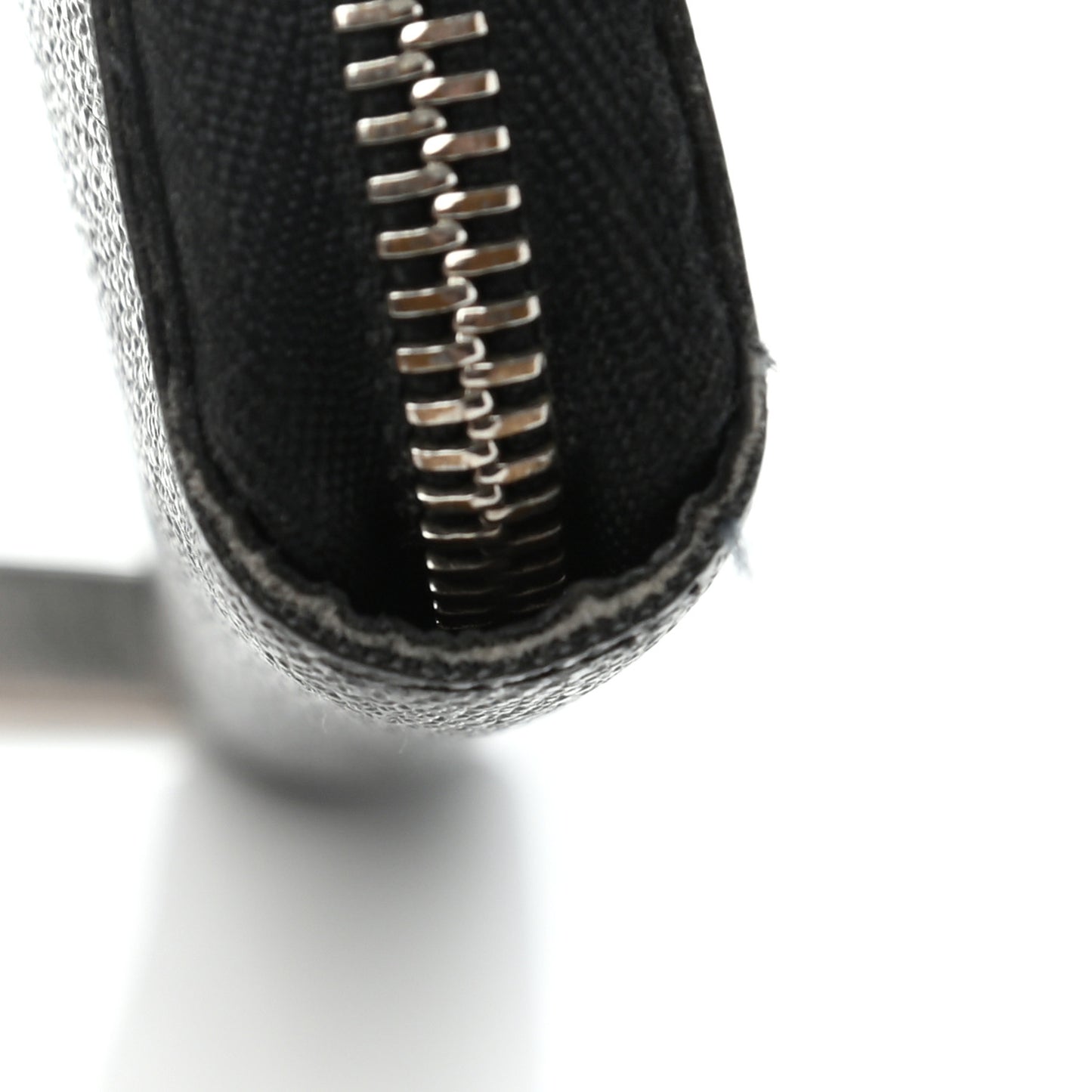 Damier Graphite Zippy Organizer Wallet