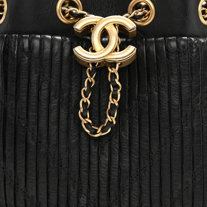 Chanel Iridescent Crumpled Calfskin Coco Pleats Small Drawstring Bag Black 8 of 10