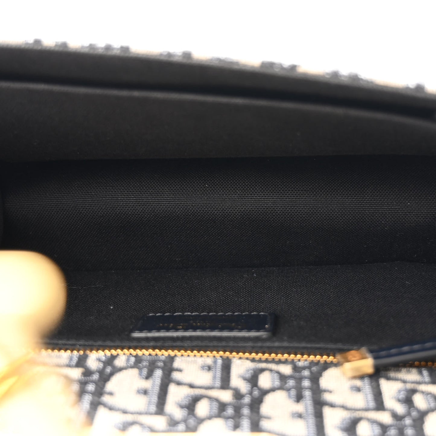 Oblique 30 Montaigne Chain Flap Bag Blue