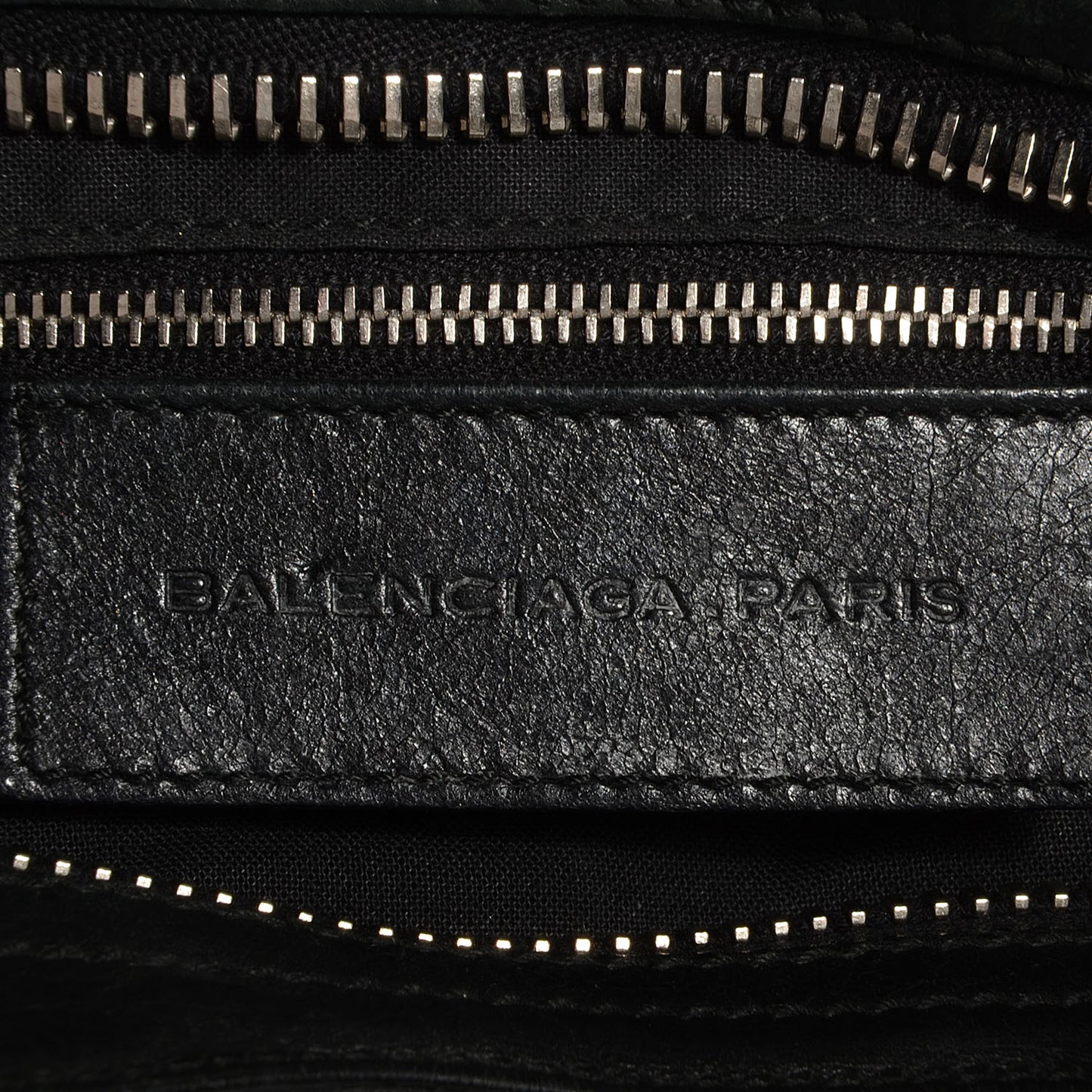 Agneau Giant 21 Silver Hardware City Black