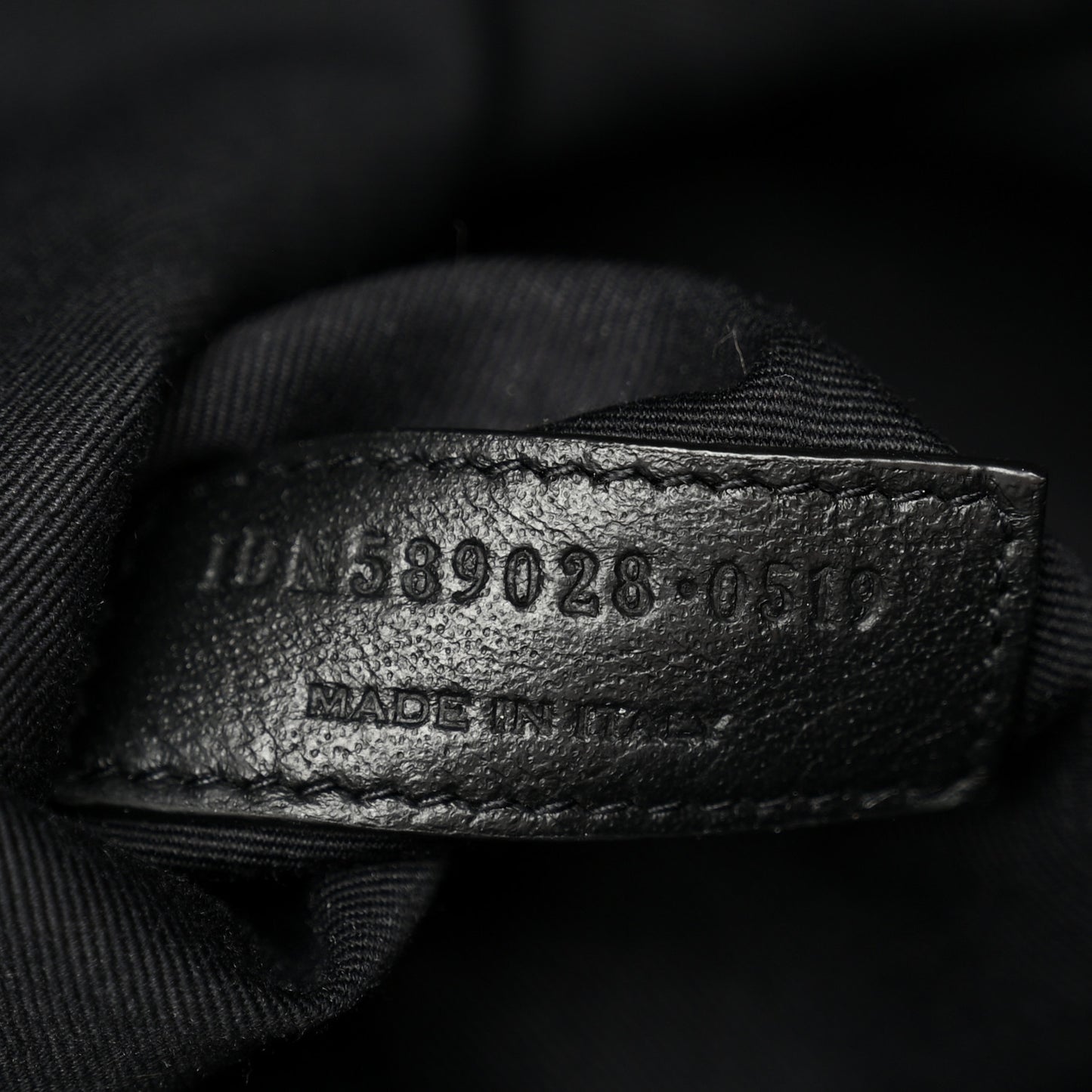 Vintage Lambskin Chevron Monogram Medium Nolita Black
