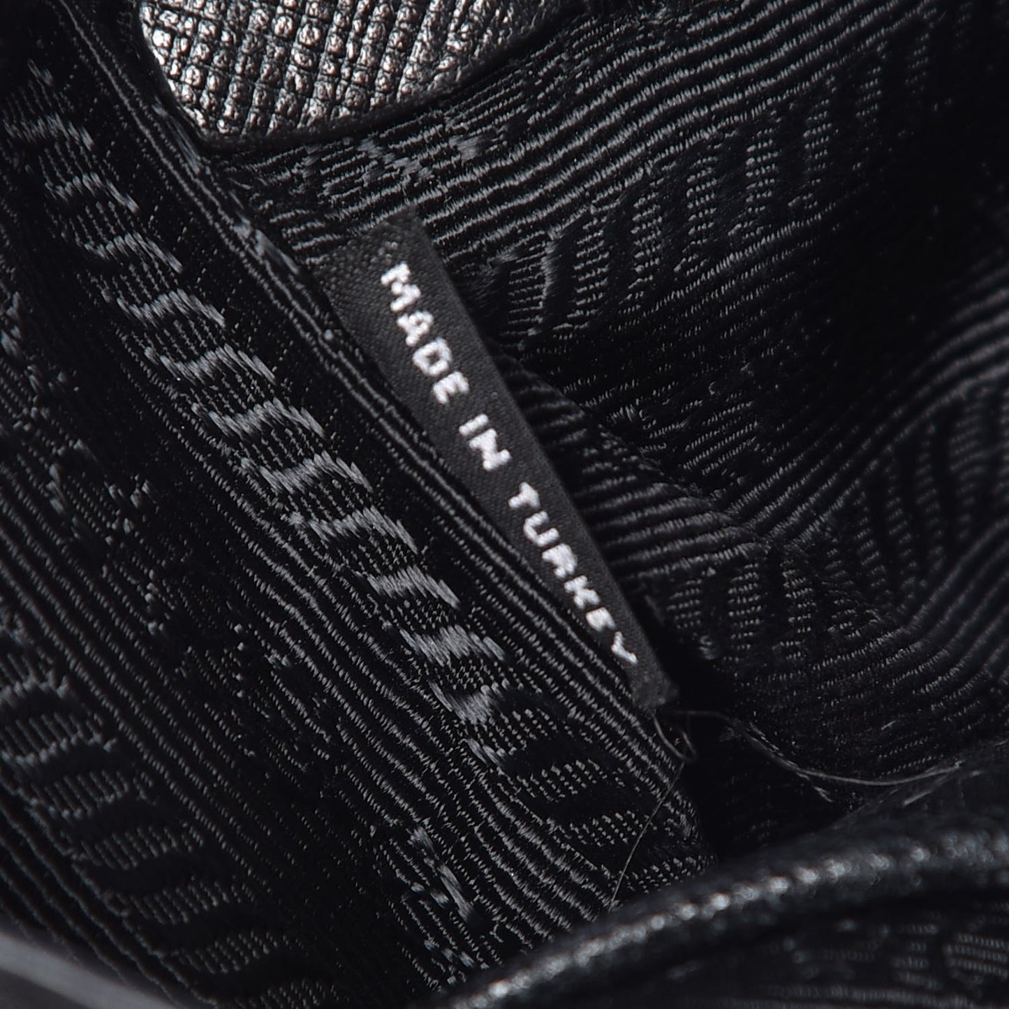 Nylon Tessuto Impuntu Quilted Flap Black