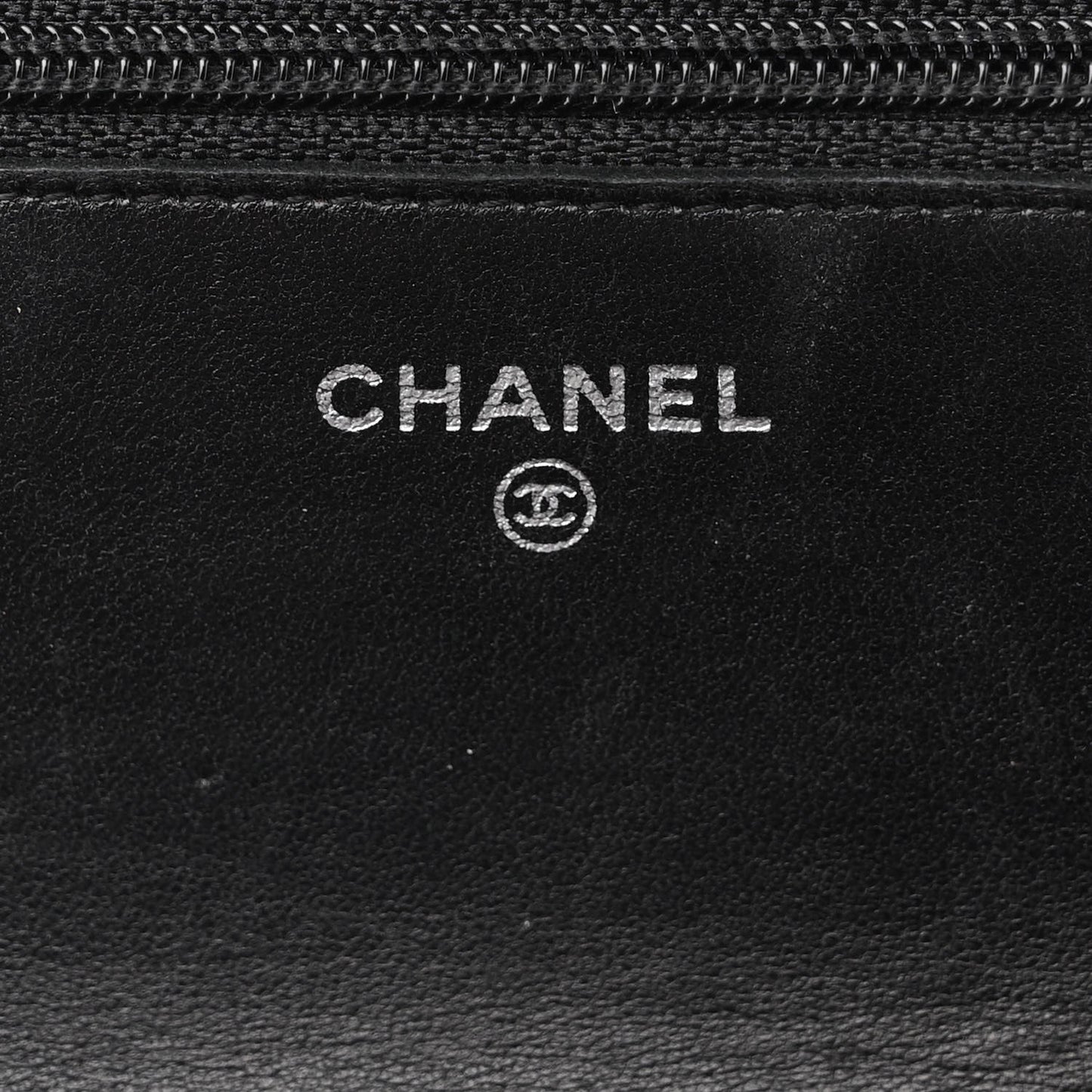 Lambskin Quilted Wallet On Chain WOC Black