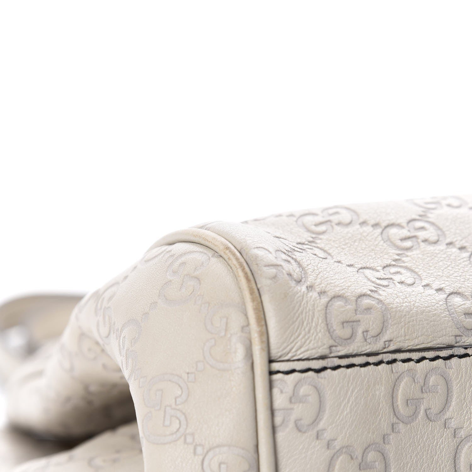 Gucci Guccissima Signature Medium Emily Shoulder Bag Mystic White 14 of 20