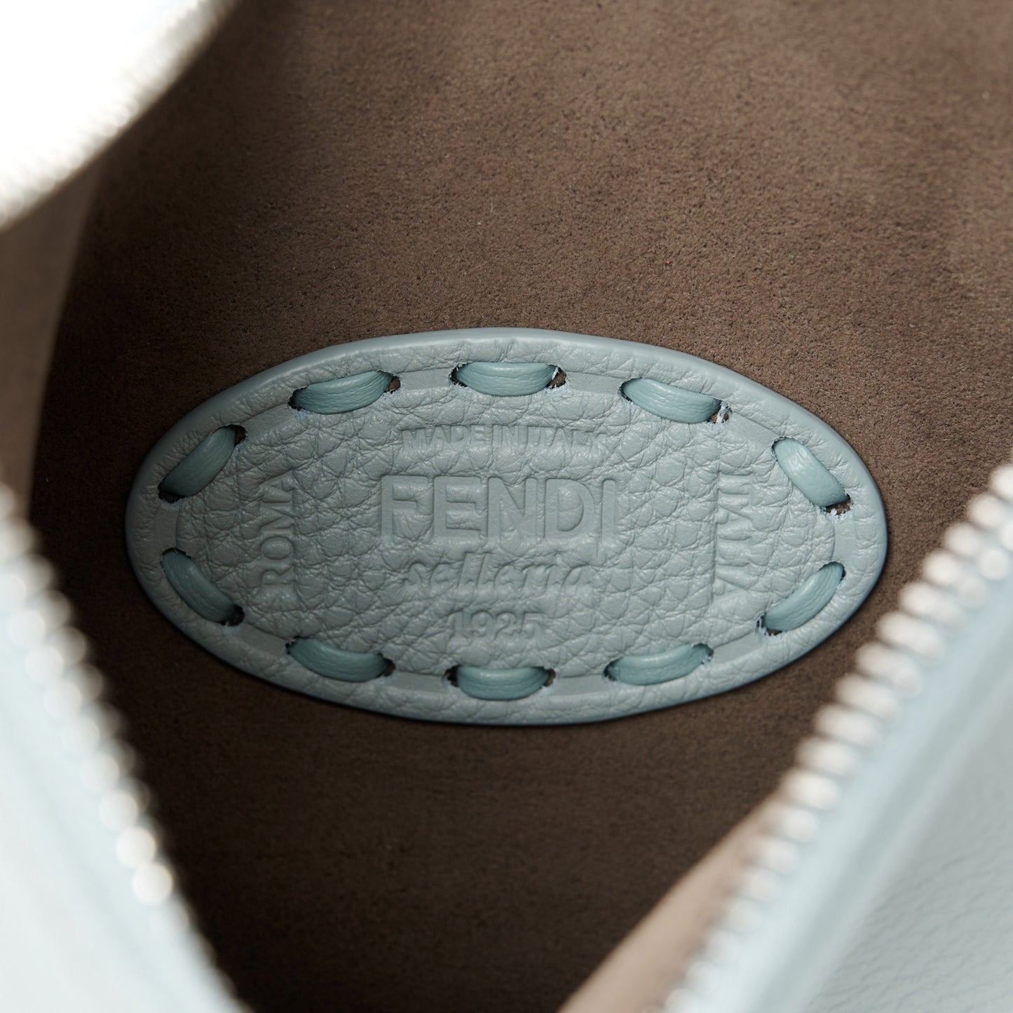 Cuoio Roma Sellerissima Nappa Sintetica Tape Stitch Mini Fendessence Shoulder Bag Anice