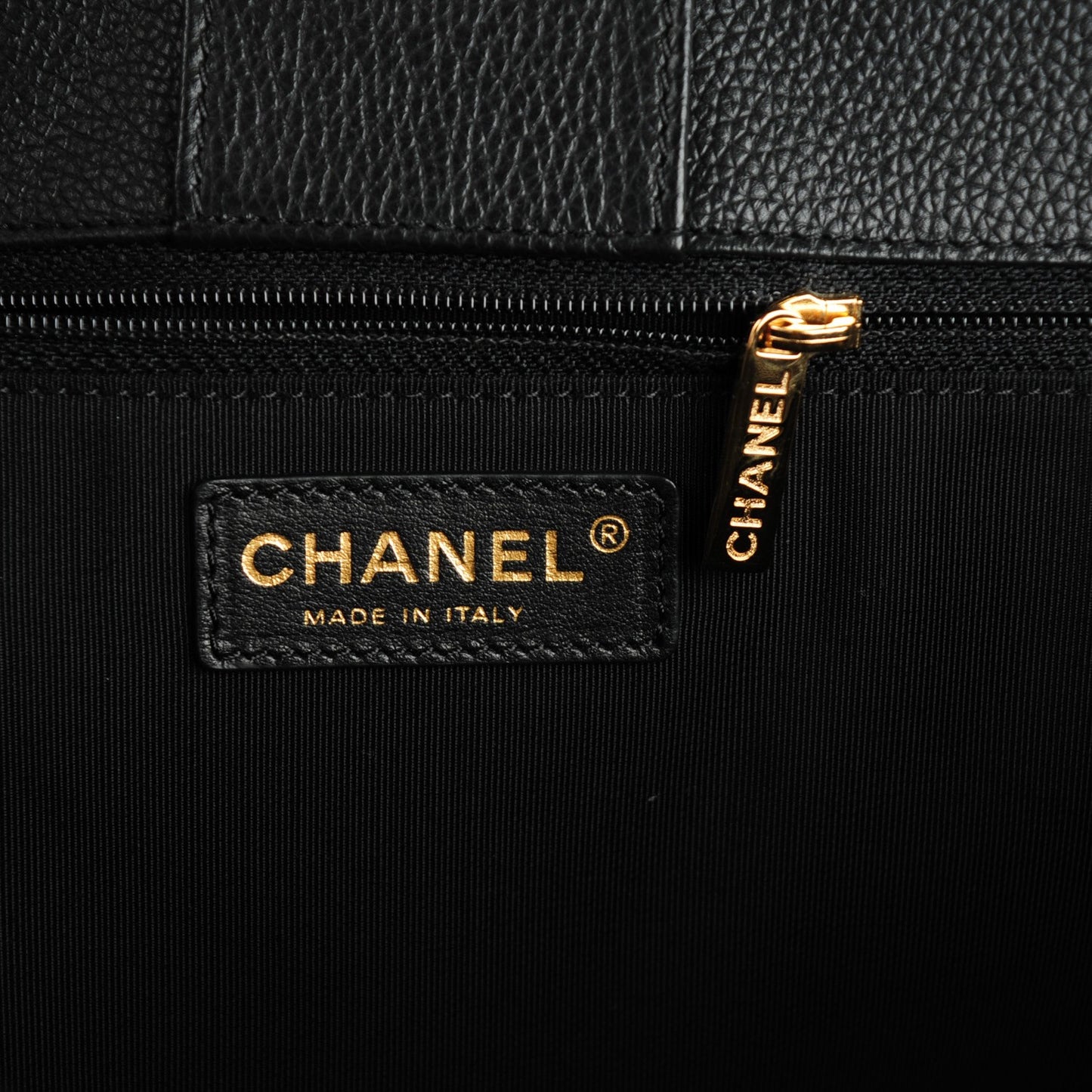 Calfskin Cerf Executive Shopper Tote Black