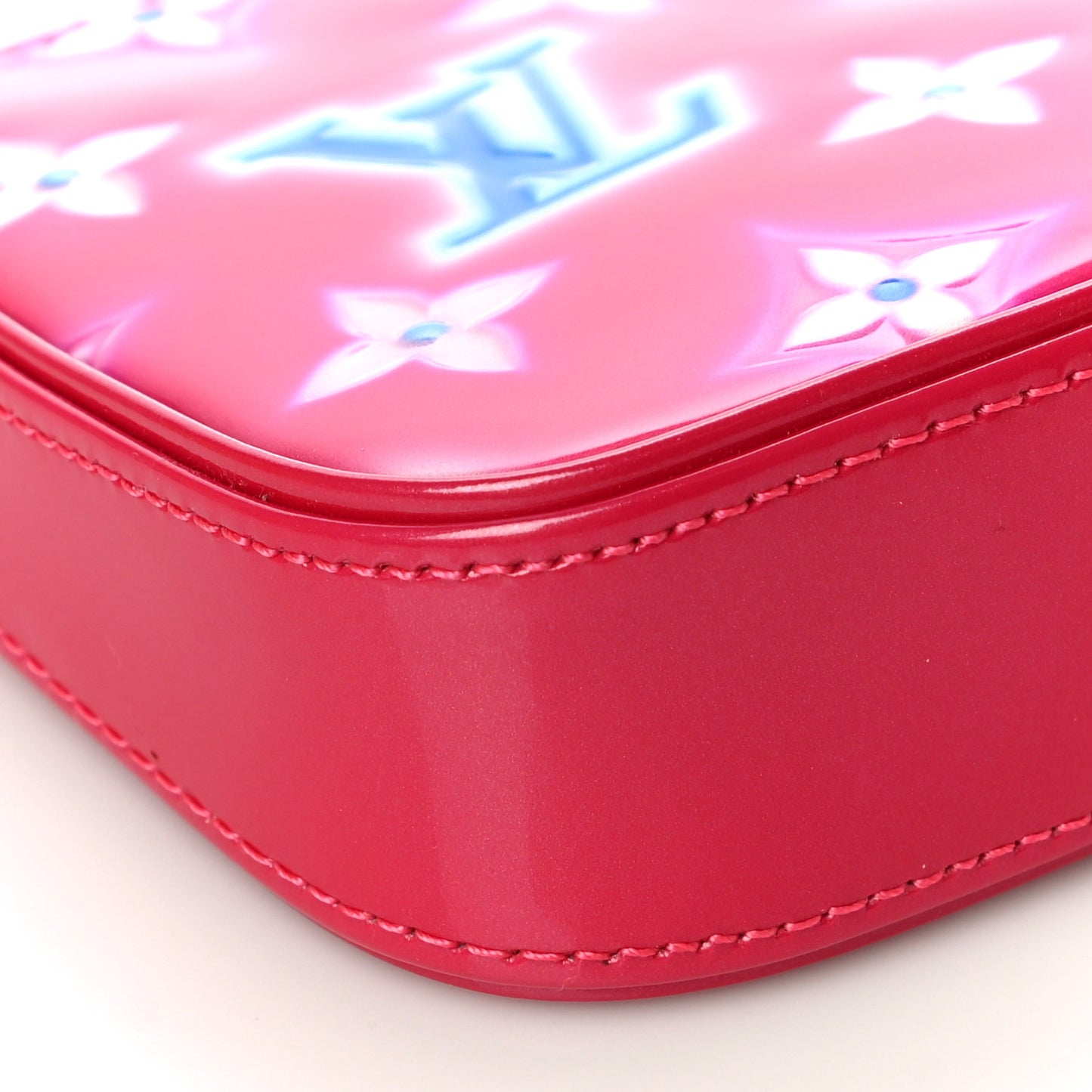 Vernis Valentine Mini Pochette Accessories Fuchsia Neon