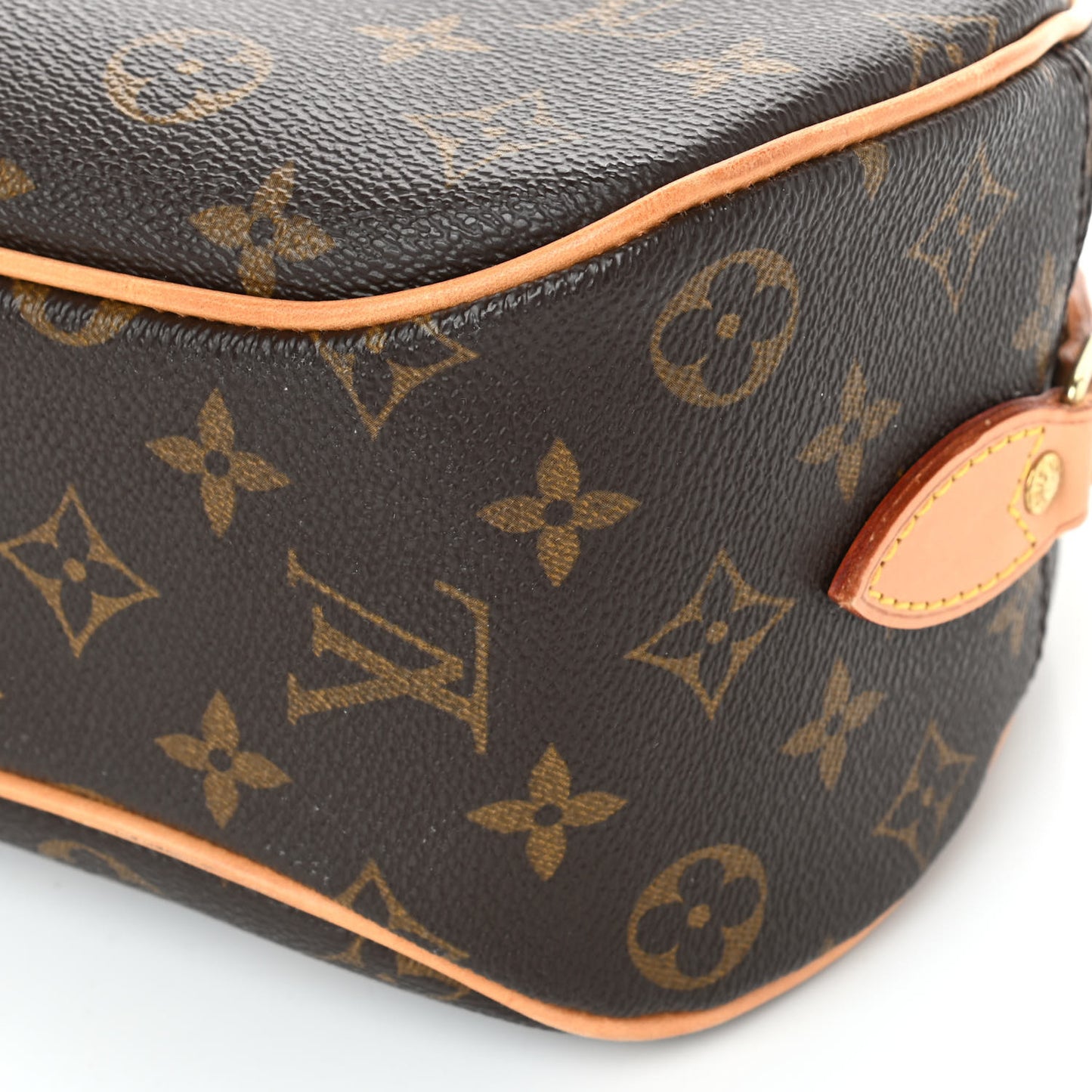 Monogram Blois