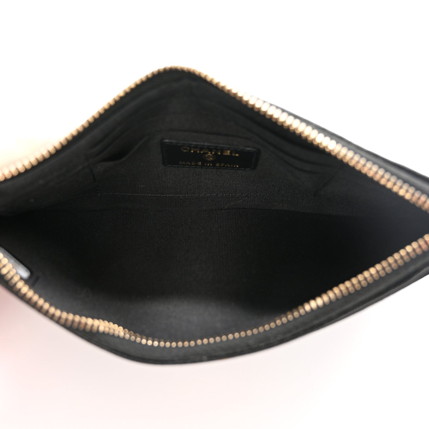 Caviar Quilted Classic Zip Boy Pouch Black
