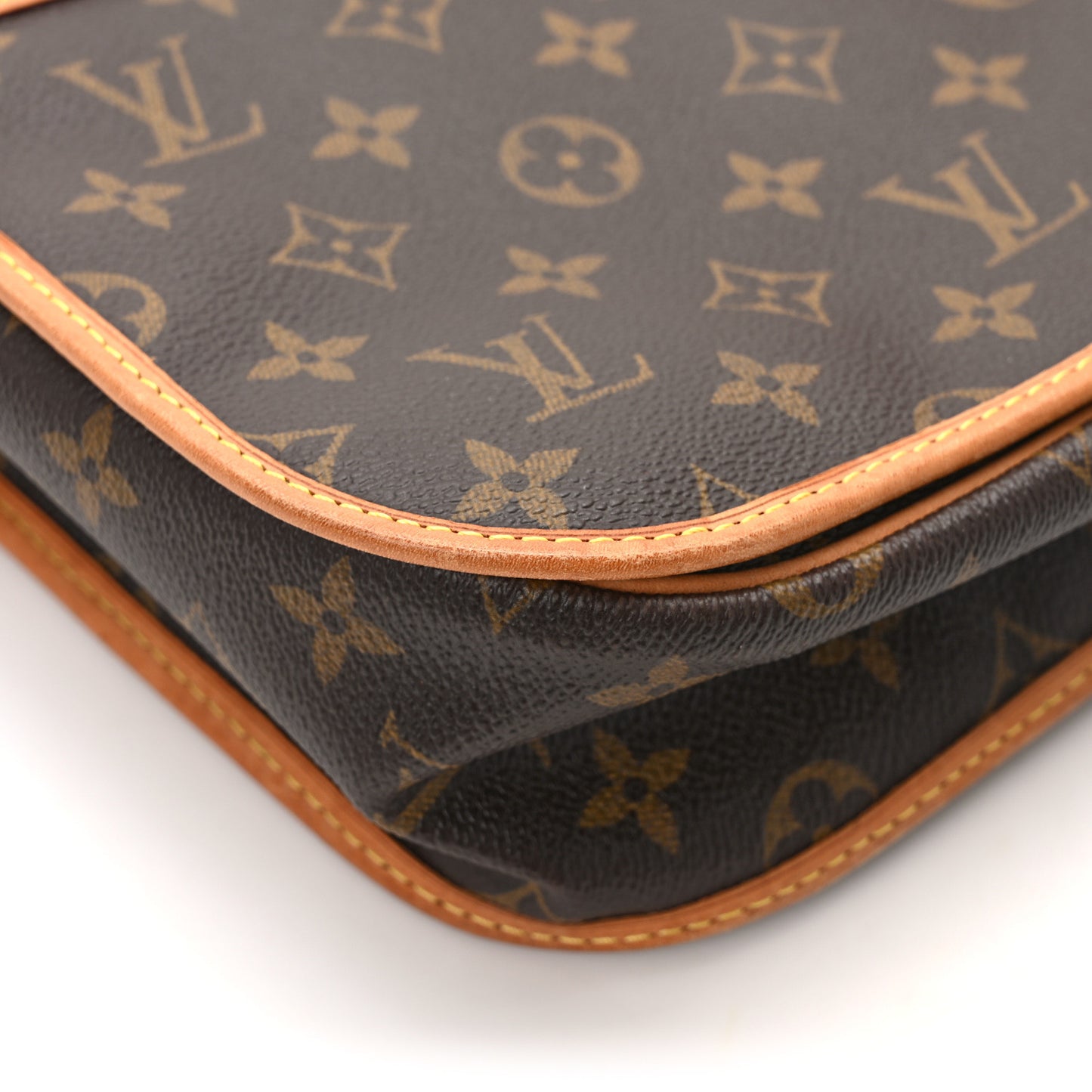 Monogram Bosphore PM Messenger