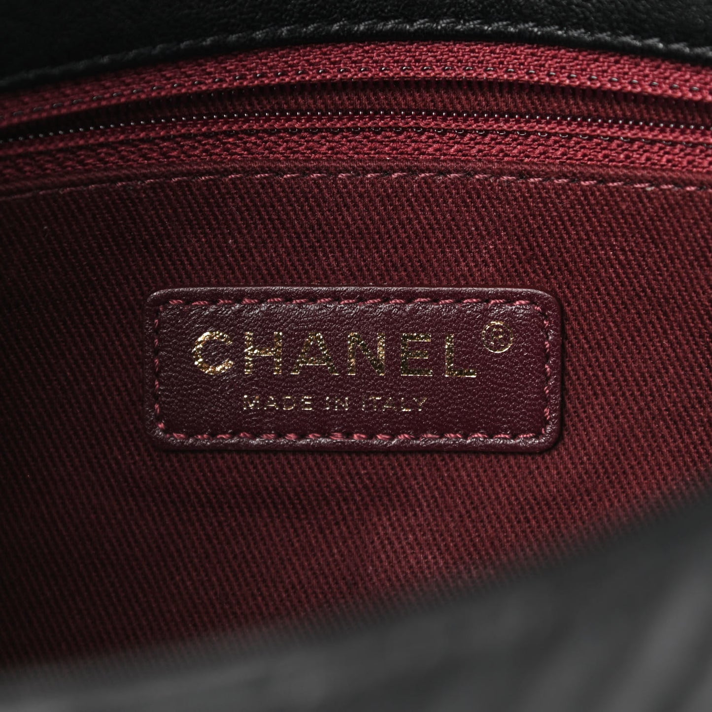 Calfskin Chevron Quilted Medium Surpique Flap Black