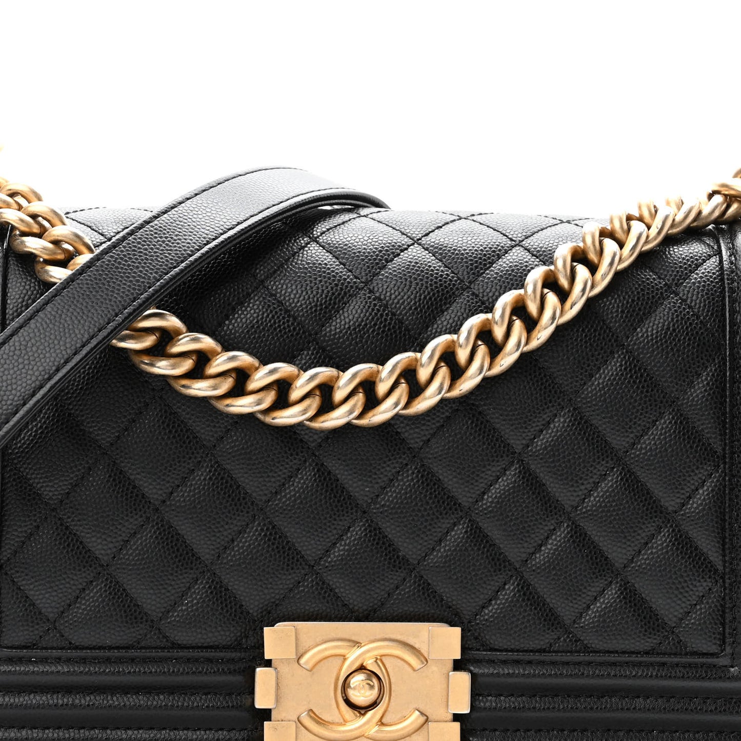 Caviar Quilted Medium Boy Flap Black