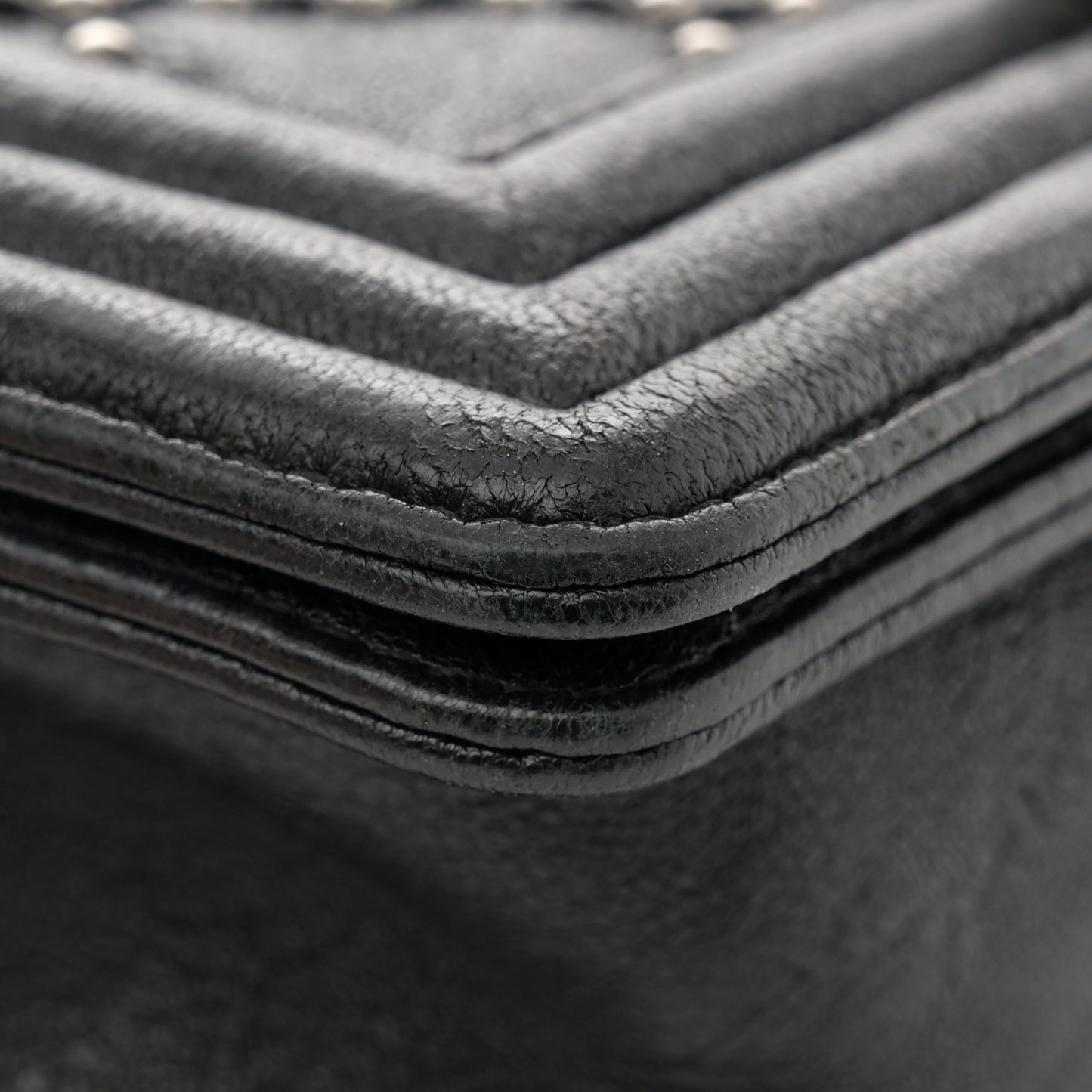 Crumpled Lambskin Small Studded Boy Flap Black