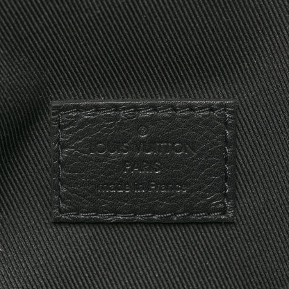 Louis Vuitton Calfskin Monogram Shadow Discovery Bumbag Black 6 of 10