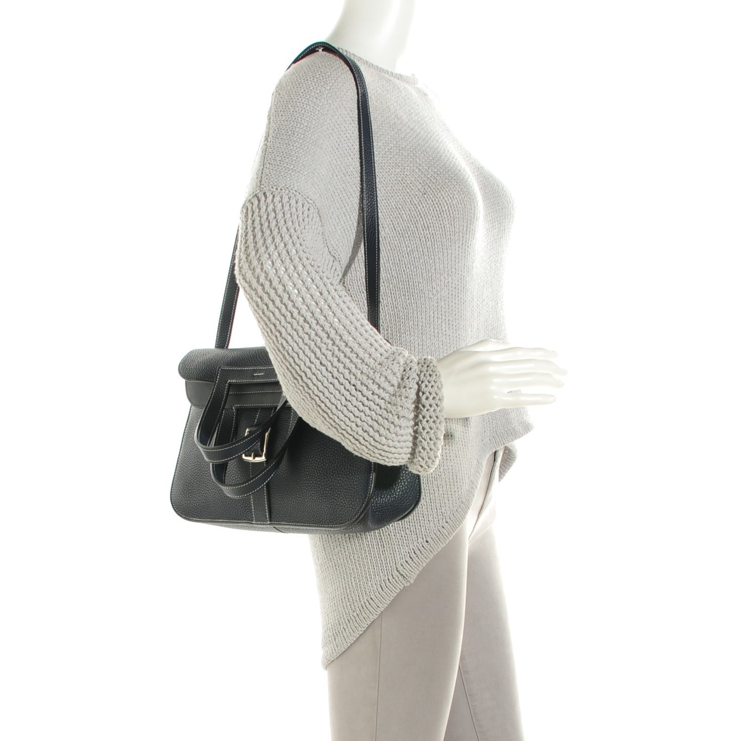 Taurillon Clemence Halzan 31 Bleu Saphir