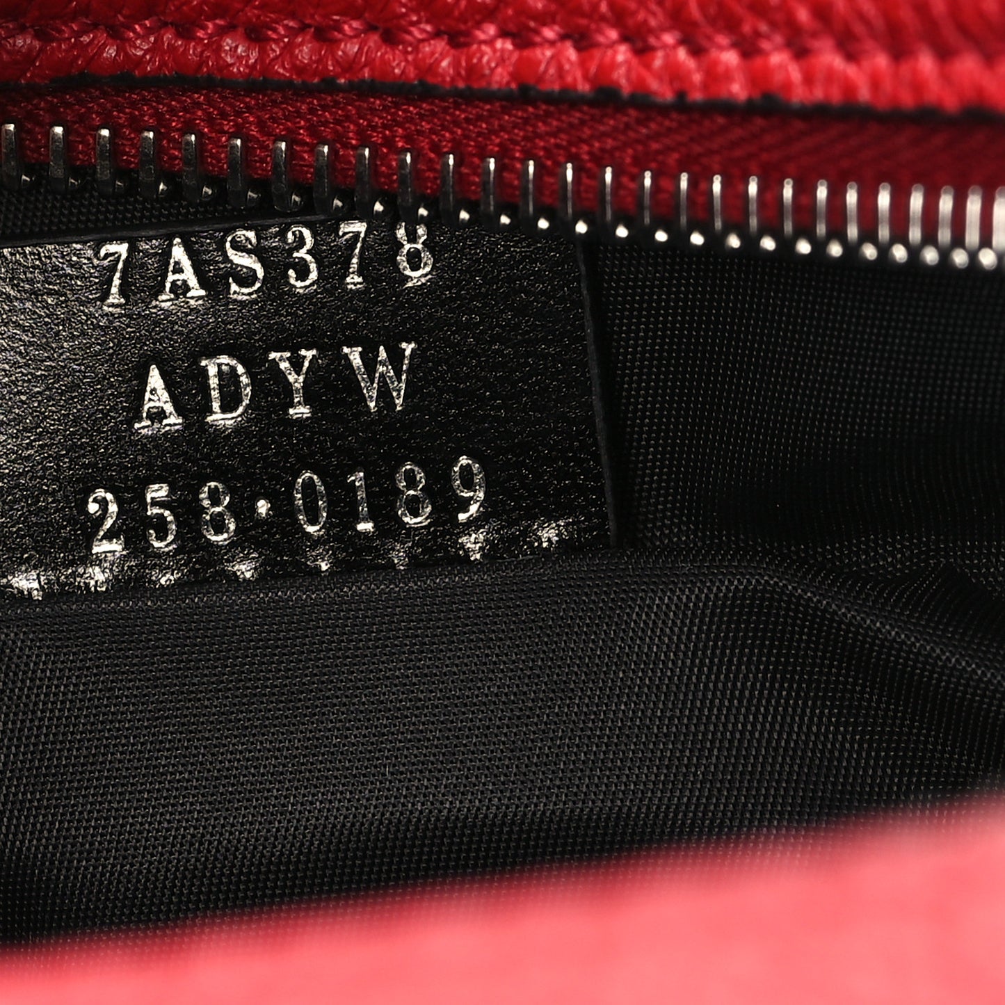 Cuoio Romano Travel Kit Scarlet