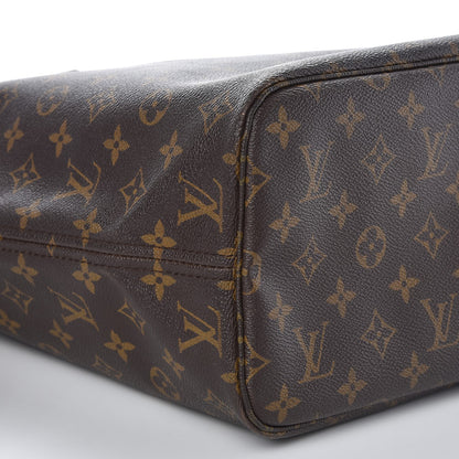 Louis Vuitton Monogram Neverfull MM 16 of 17