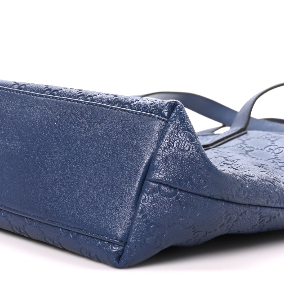 Guccissima Medium Zippered Shopping Tote Blue