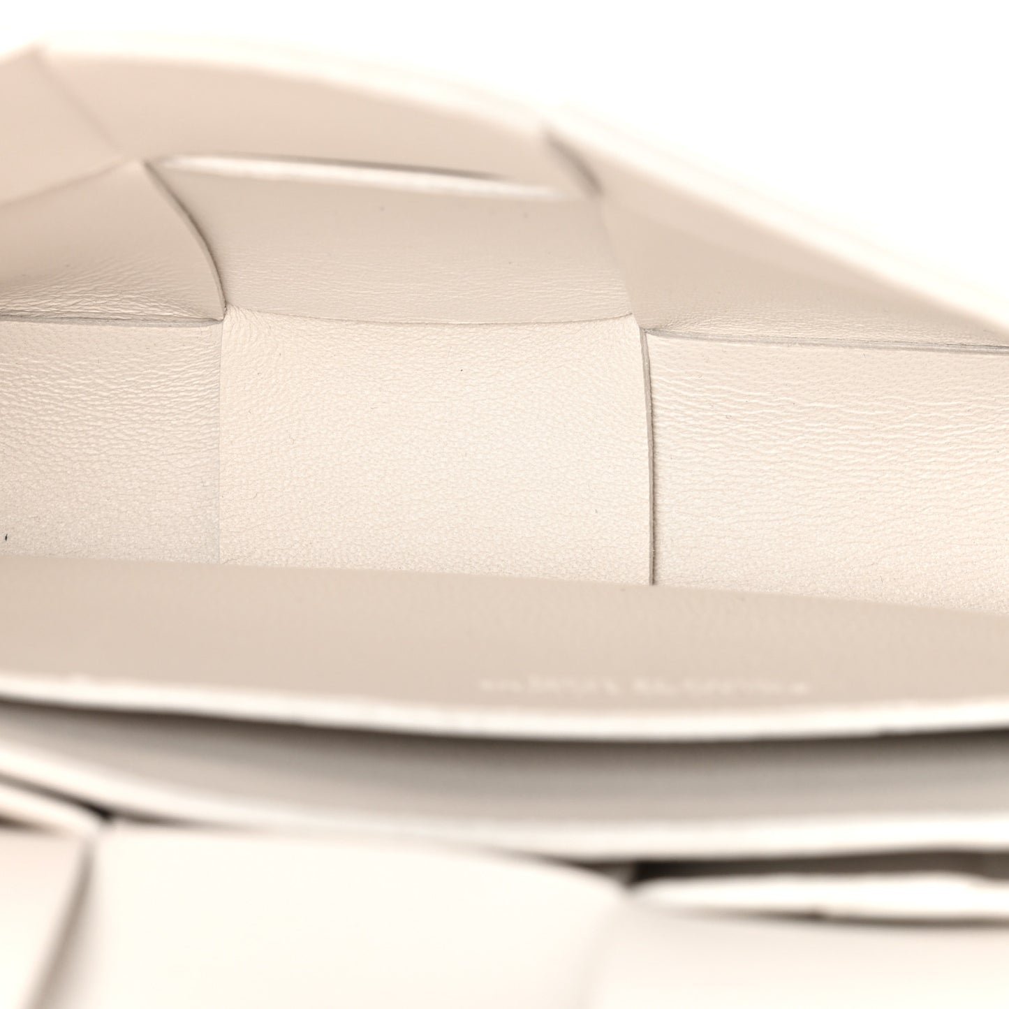 Nappa Maxi Intreccio The Belt Cassette Bag White