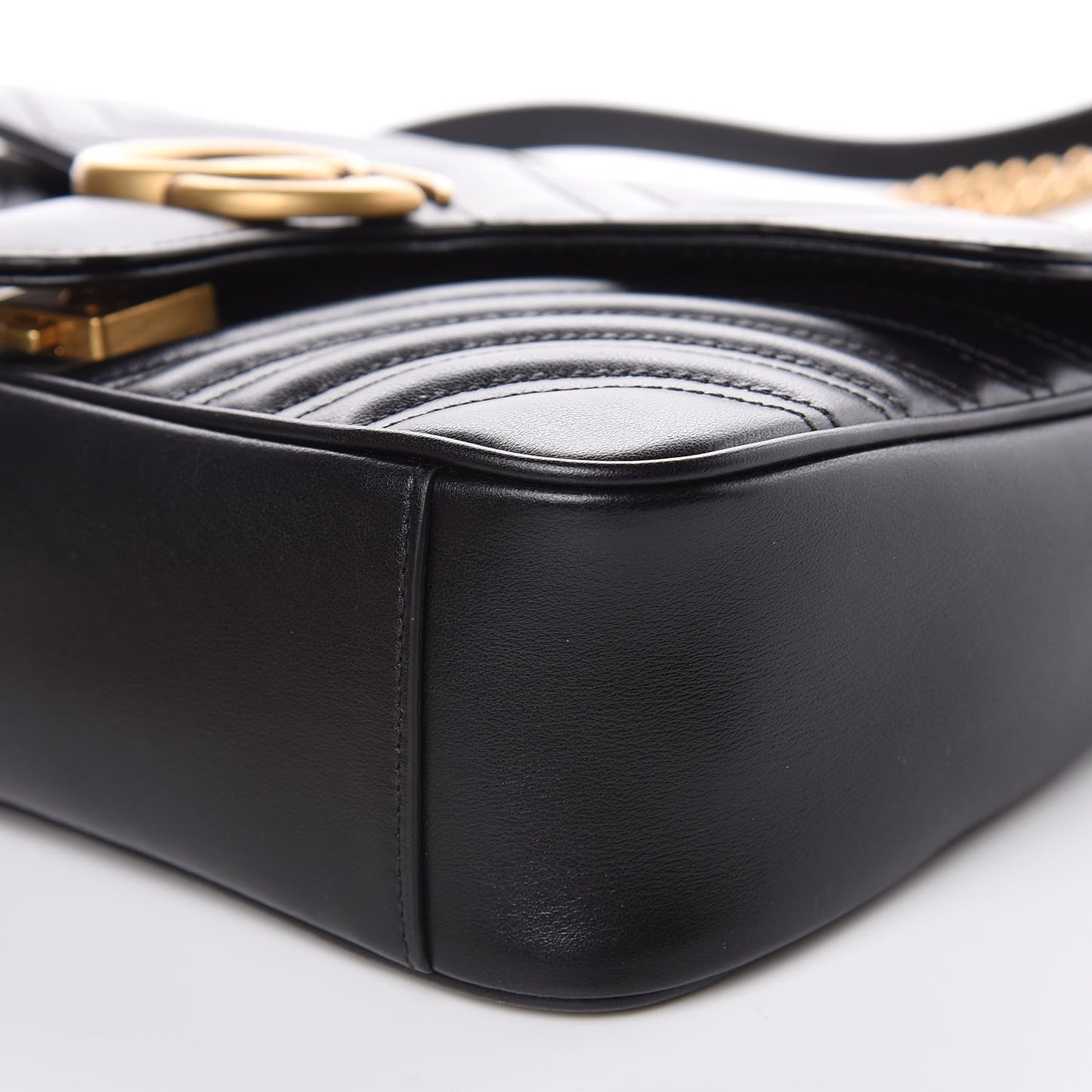Calfskin Matelasse Small GG Marmont Shoulder Bag Black