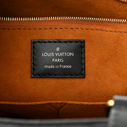 Louis Vuitton Empreinte Monogram Giant Onthego MM Black 6 of 9