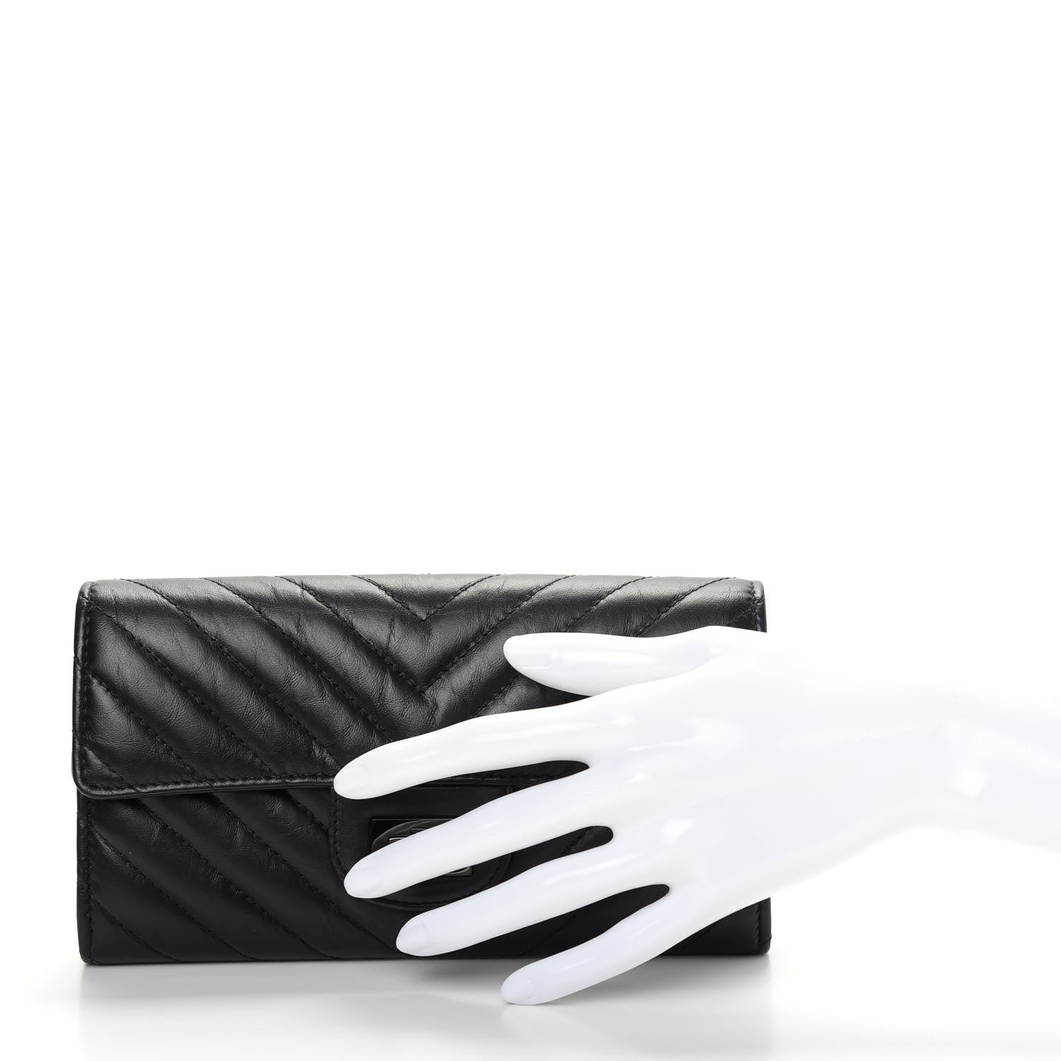 Chanel Aged Calfskin Chevron Quilted 2.55 Reissue Flap Wallet So Black 2 of 9