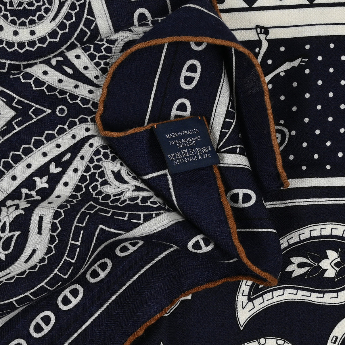 Cashmere Silk Cheval De Coeur Bandana Shawl 140 Marine White Noisette