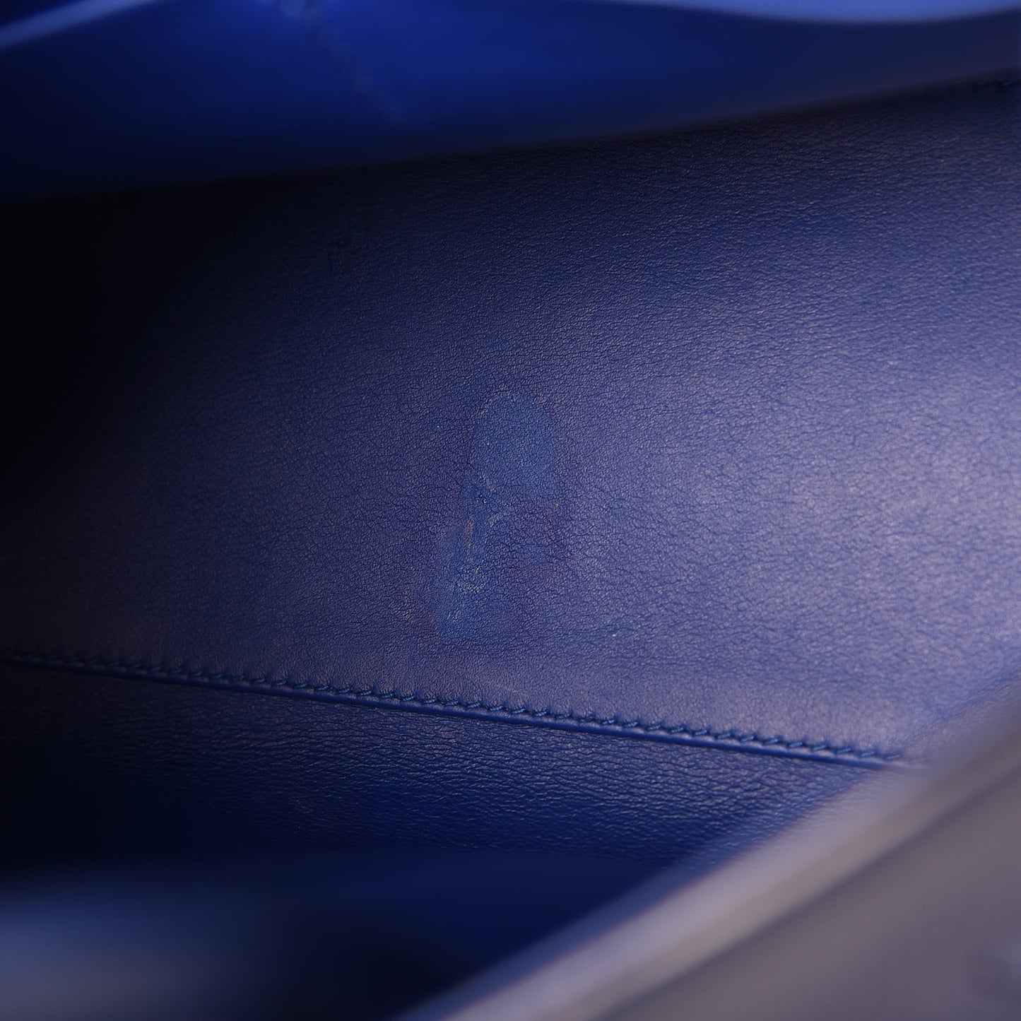 Bullcalf Medium Diorever Flap Yves Klein Blue