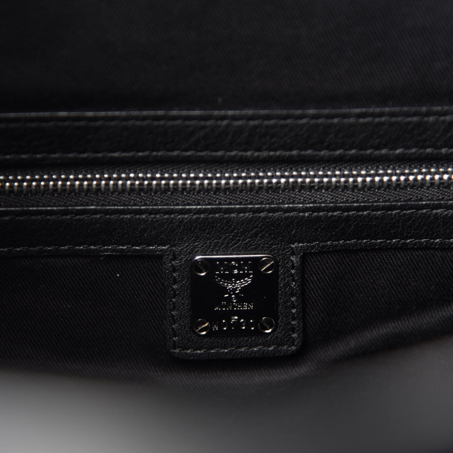 Calfskin Ottomar Large Klara Hobo Black