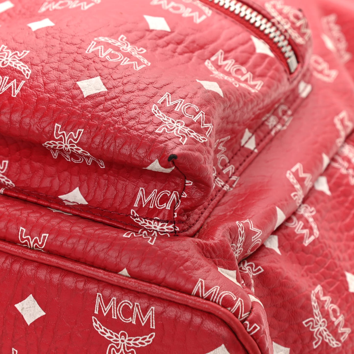 Visetos Medium Stark Backpack Red White