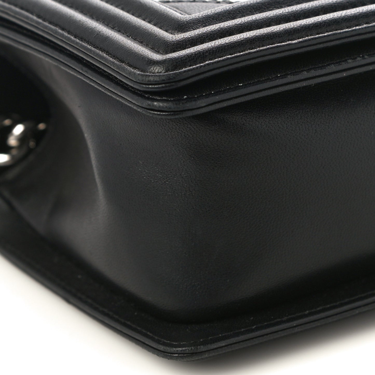 Lambskin Iridescent PVC Chevron Quilted Medium Boy Flap Black Silver