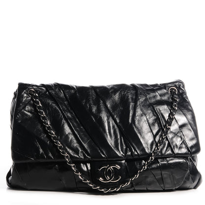 Chanel Glazed Calfskin Twisted Maxi Flap Black 1 of 8