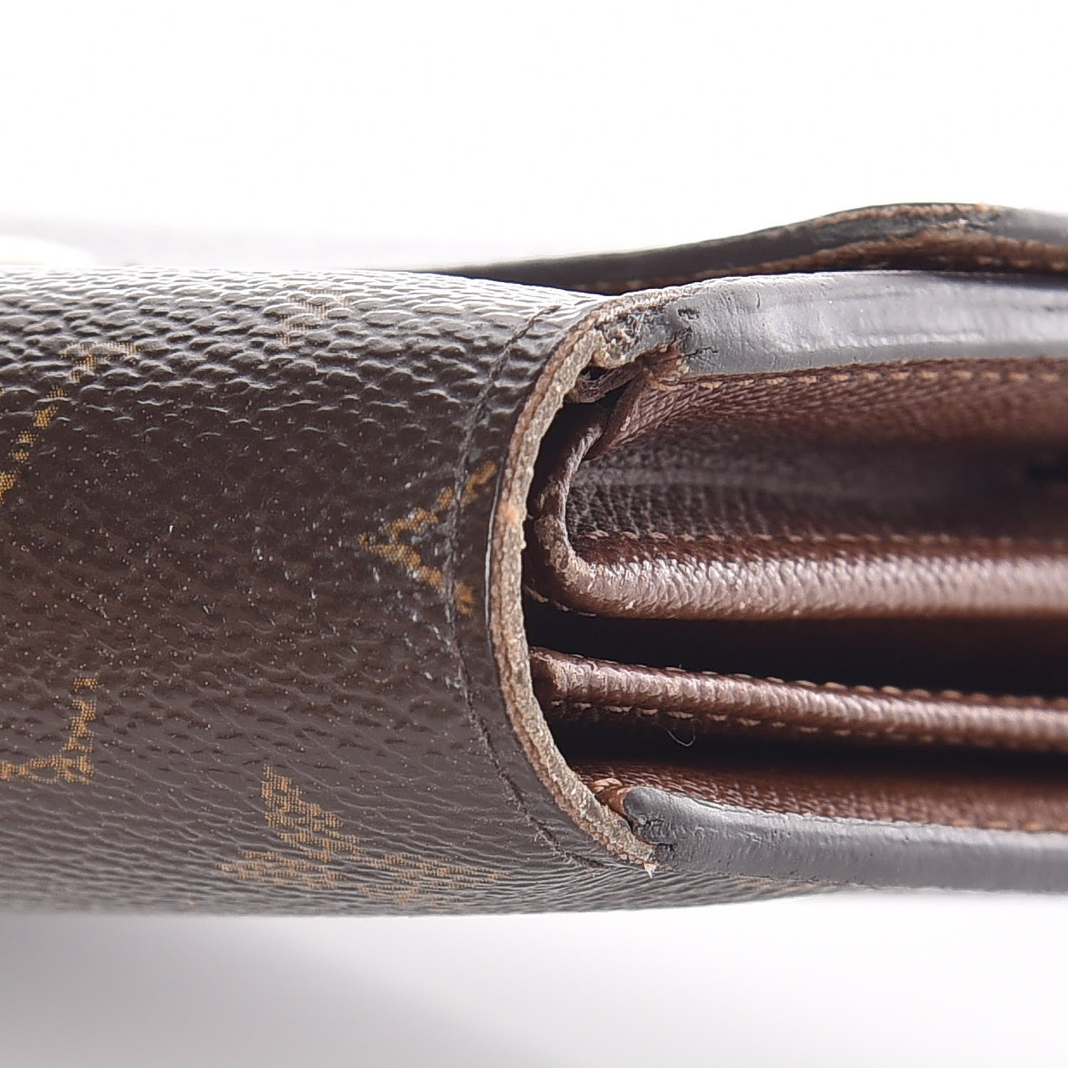 Louis Vuitton Monogram Alexandra Wallet 13 of 20