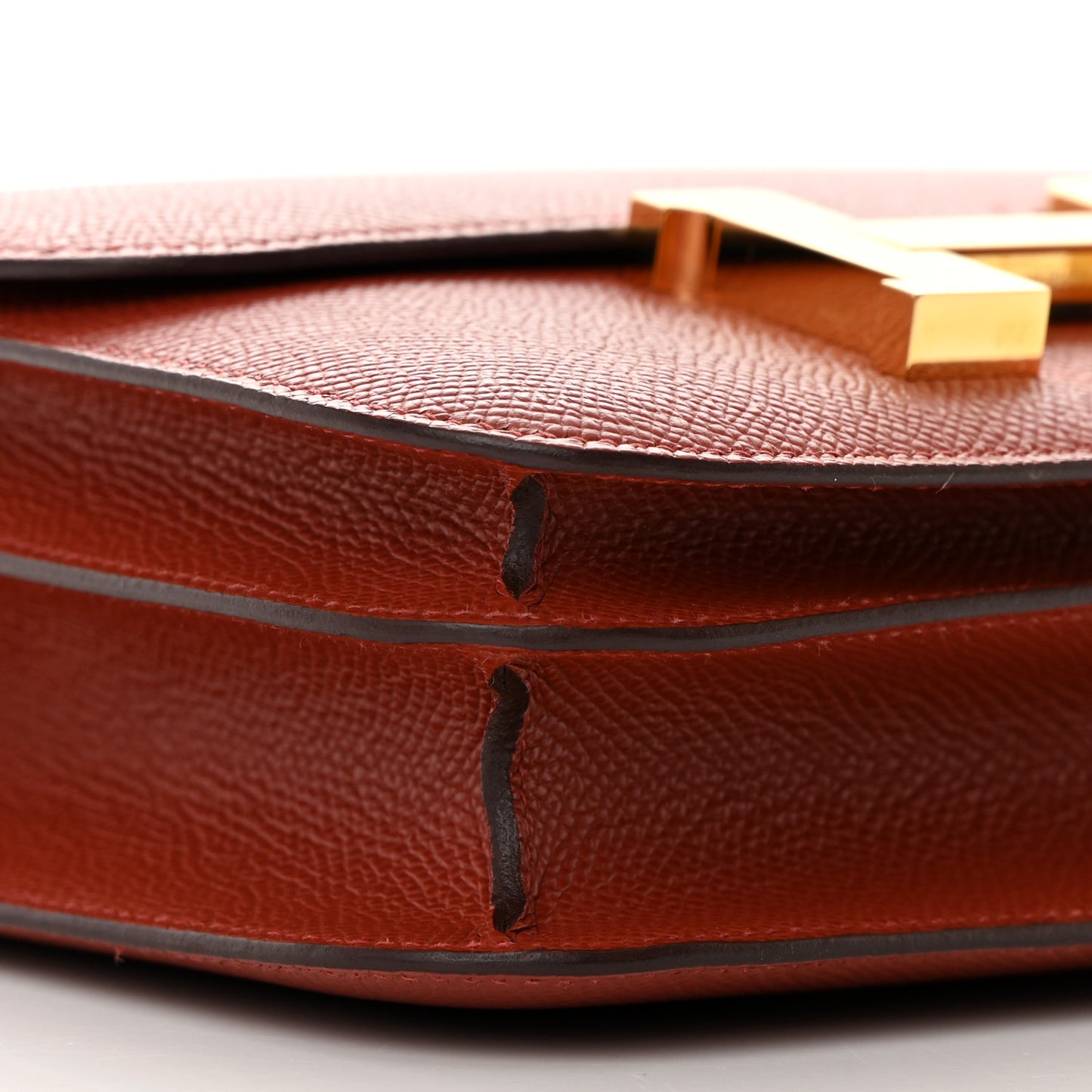 Epsom Constance 18 Rouge Venetian