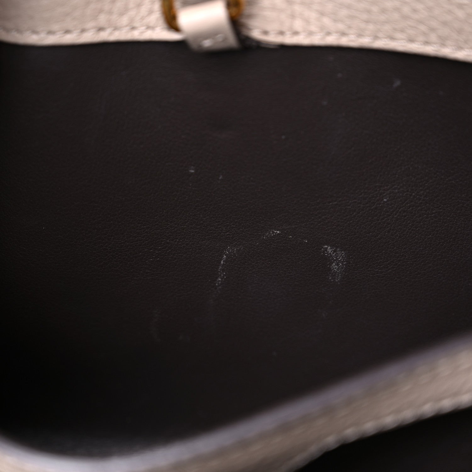 Louis Vuitton Taurillon Snakeskin Capucines BB Galet 9 of 9