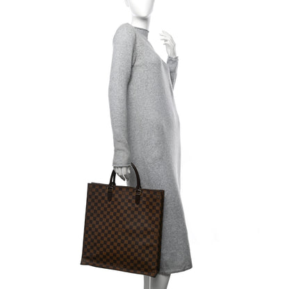 Louis Vuitton Damier Ebene Sac Plat 2 of 17
